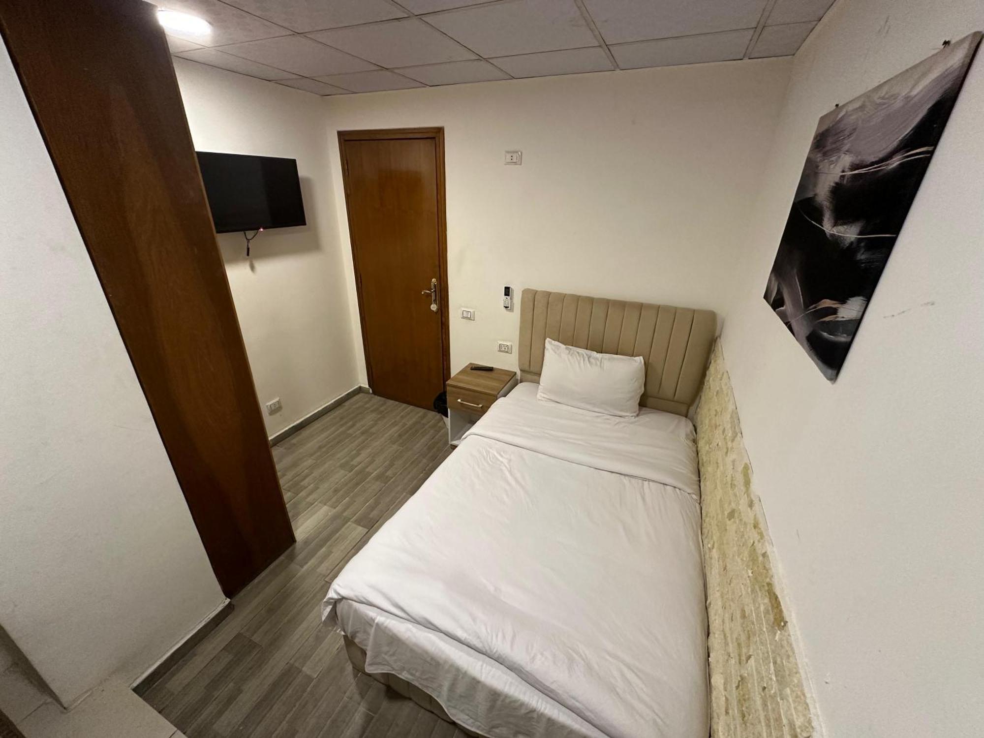 Egy Days Hotel Kairo Exteriör bild